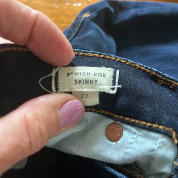 Madewell dark wash skinny. jeans - Picture 5 of 6